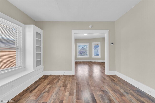 Building Photo - 414 E 148th St