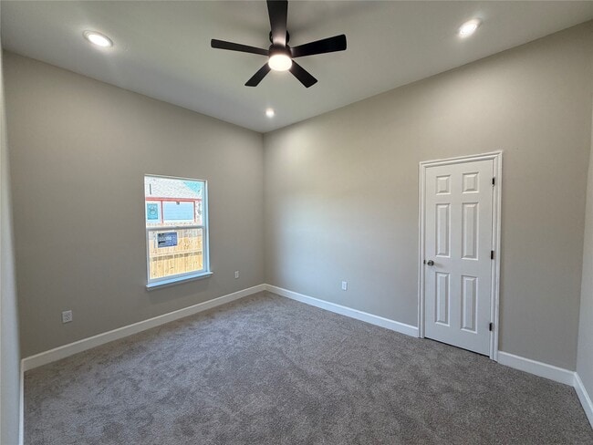 Building Photo - 1610 George Ave