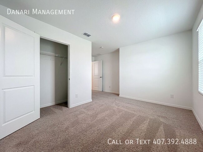Building Photo - 1679 Meadowlark Dr
