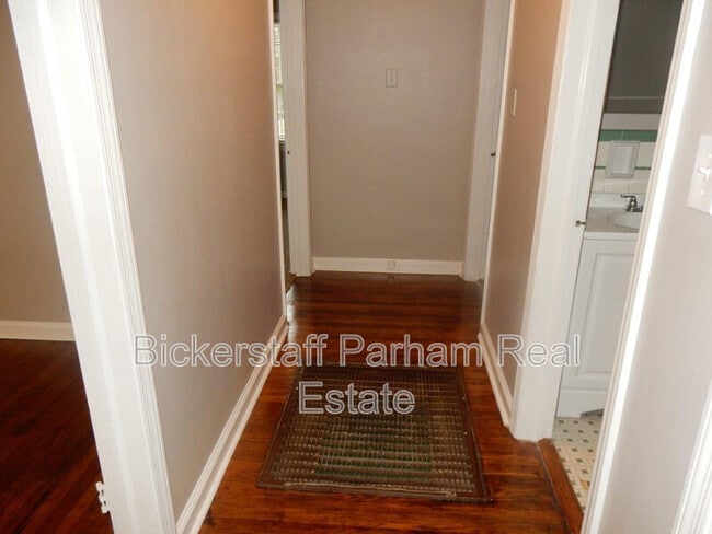 Building Photo - 6123 Warner Rd