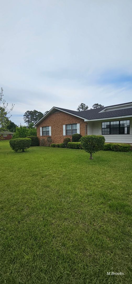 Primary Photo - Lowndes County three bedroom home