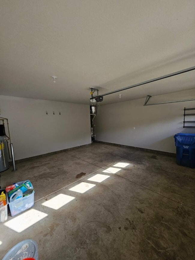 Building Photo - 141 Rivers Edge Ct