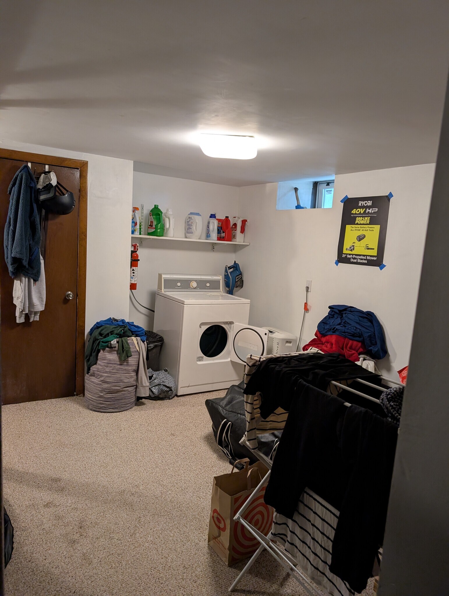 Building Photo - 27 South Crescent Circuit