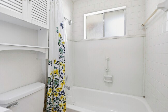 Building Photo - 6315 Forest Village