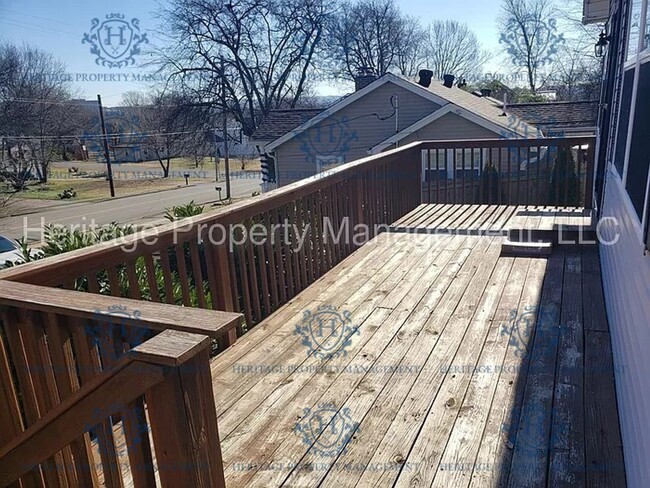 Building Photo - Deck, Large Yard, Charming and Convenientl...