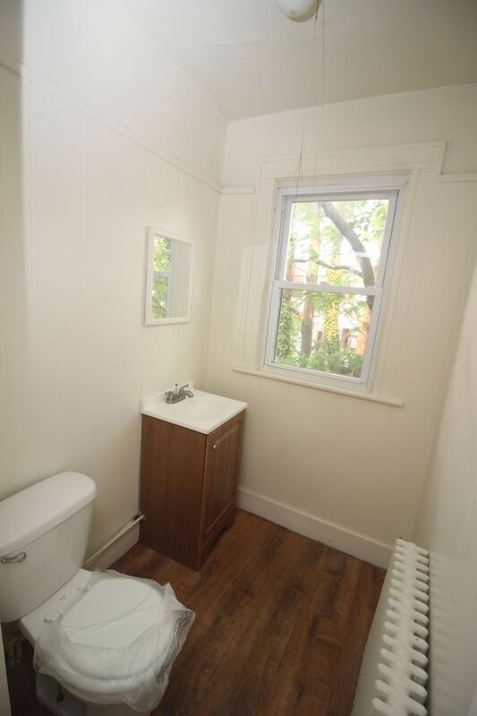 Building Photo - 3206 Guilford Ave