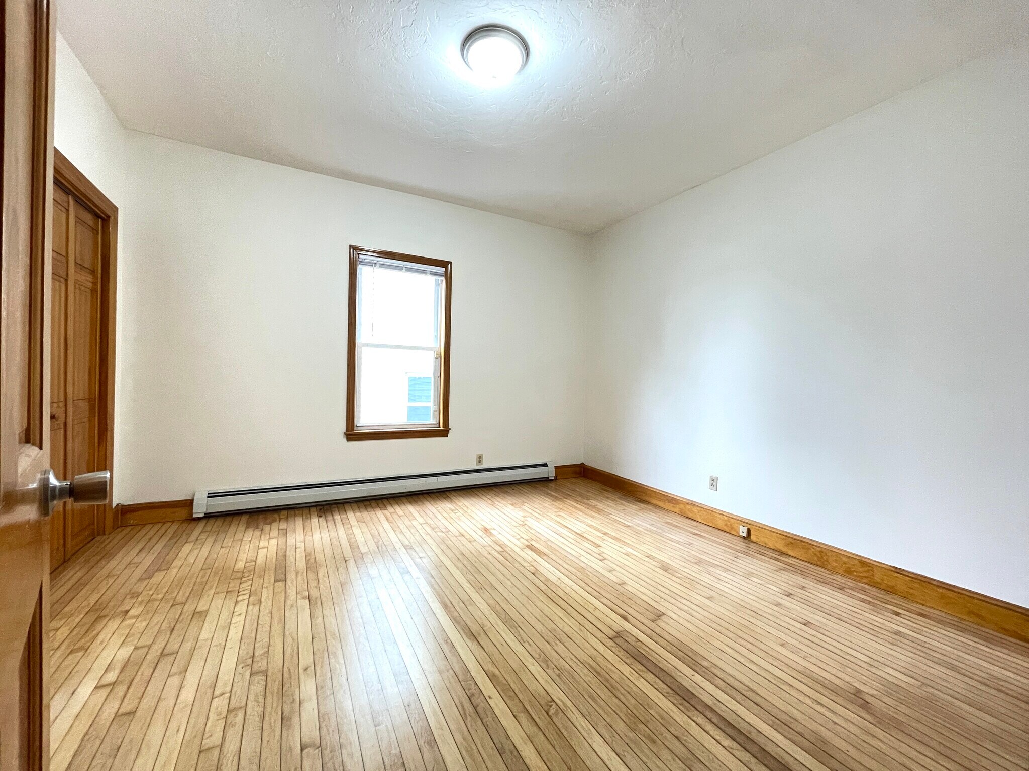 Building Photo - 18 Ames St