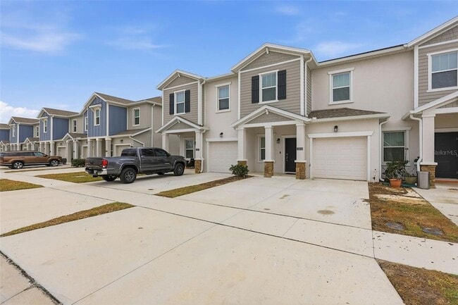 Building Photo - 3303 Laurent Lp