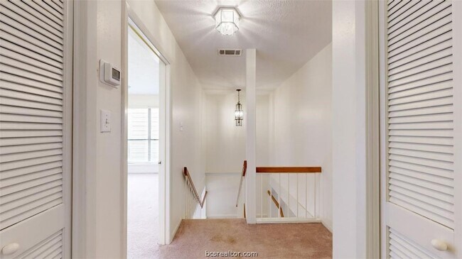 Building Photo - 3004 Gleneagles Ct