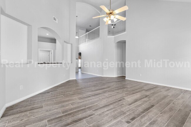 Building Photo - 343 Mesquite Hill Dr