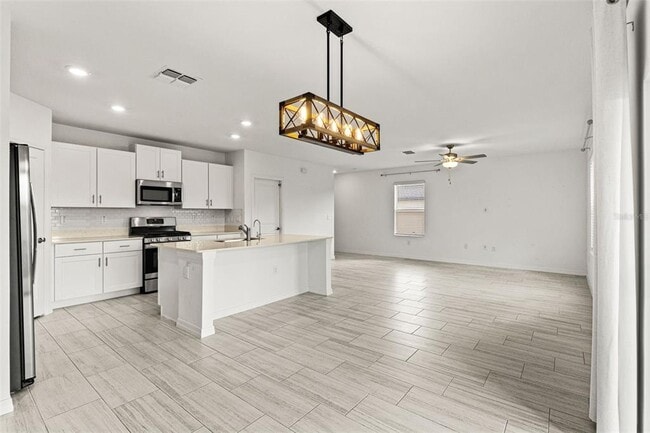 Building Photo - 35080 Ackley Trce