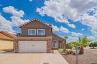 Building Photo - 10615 N 63rd Dr