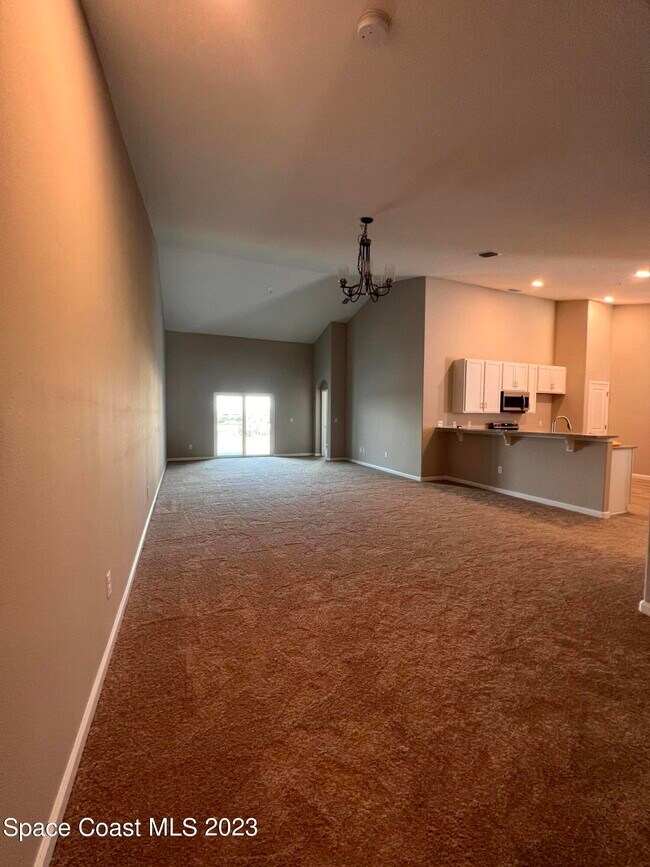 Building Photo - 3930 Playa Del Sol Dr