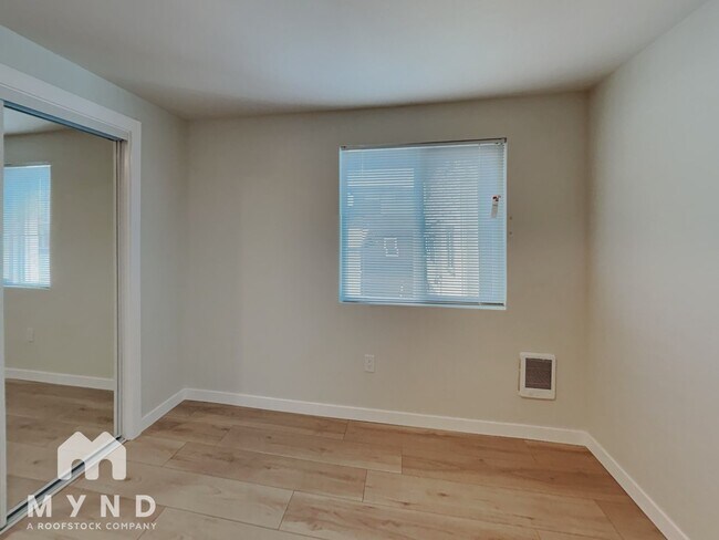 Building Photo - 4729 Delridge Wy SW