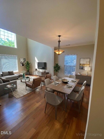 Building Photo - 105 Saltybrook Ln