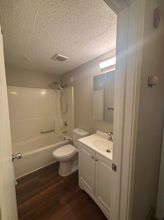 Building Photo - 65 Frank's Ln