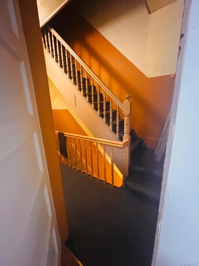 Building Photo - 88-15 Jamaica Ave