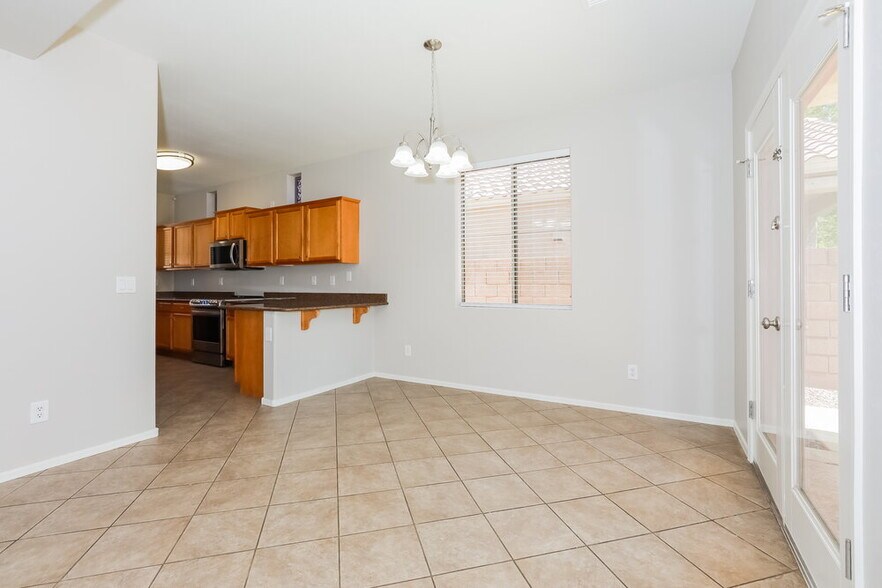 Building Photo - 843 S Morrison Ln