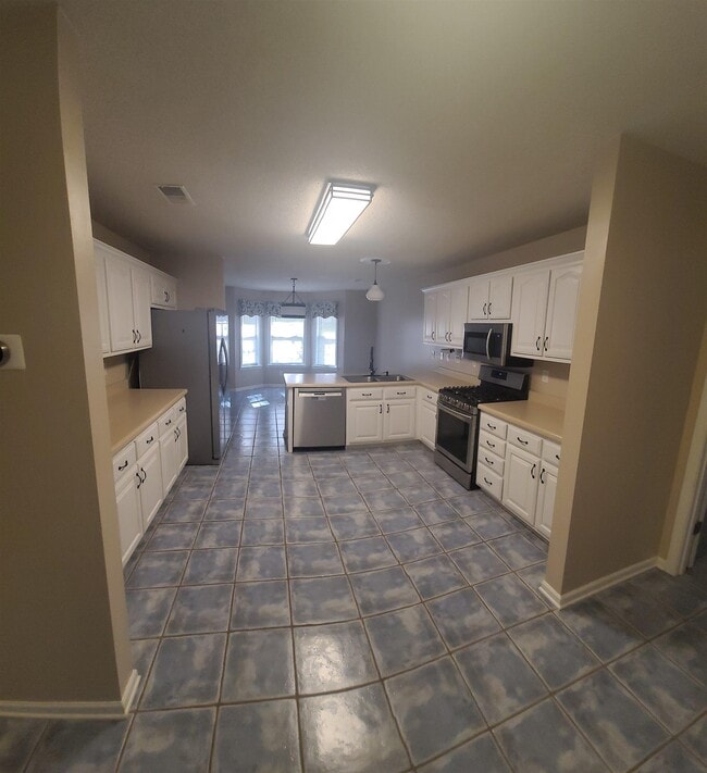 Building Photo - 50 Henderson Cove