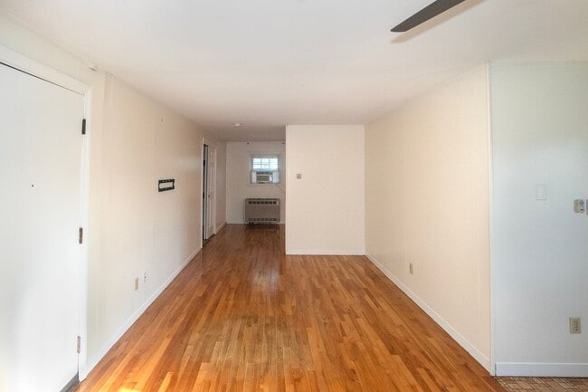 Building Photo - 174 Drew Rd