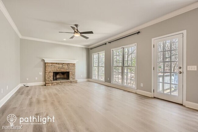 Building Photo - 4 br, 3 bath House - 5390 Overbend Trl UNIT