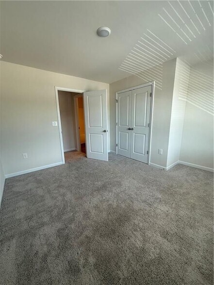 Building Photo - 1004 Merritt Dr