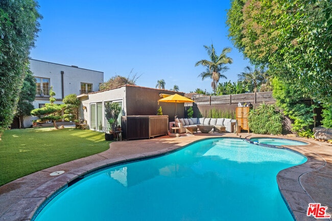 Building Photo - 1954 Federal Ave