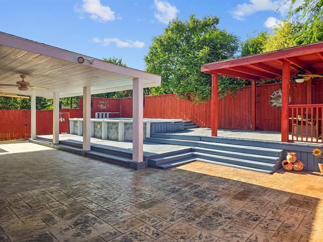 Building Photo - 4602 Green Meadow Dr