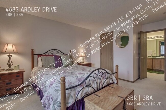 Building Photo - 4683 Ardley Dr