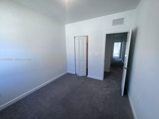 Building Photo - 11911 SW 246 Terrace