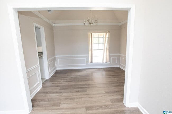 Building Photo - 123 Braxton Way