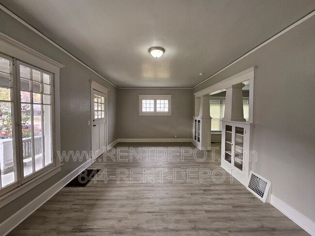 Building Photo - 804 Bayard Park Dr