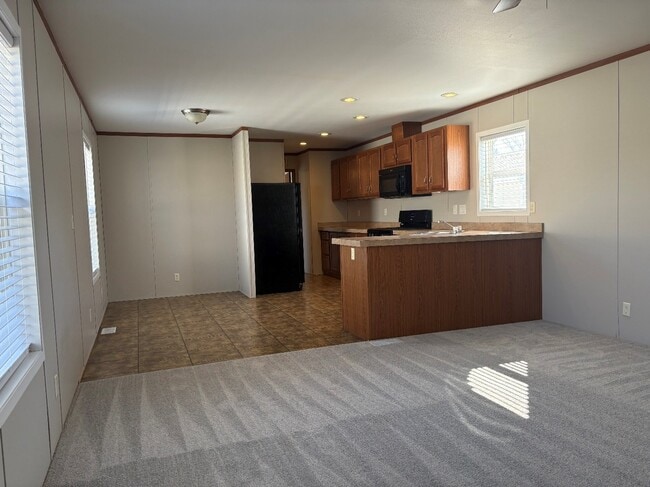 Building Photo - 2131 Windover Dr