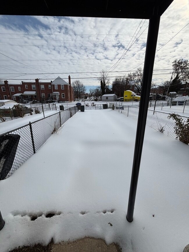 Building Photo - 2 Bedroom plus basement