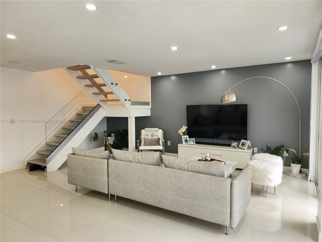 Building Photo - 9777 NW 45th Ln