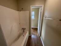 Building Photo - 1643 Cedar Lake Dr