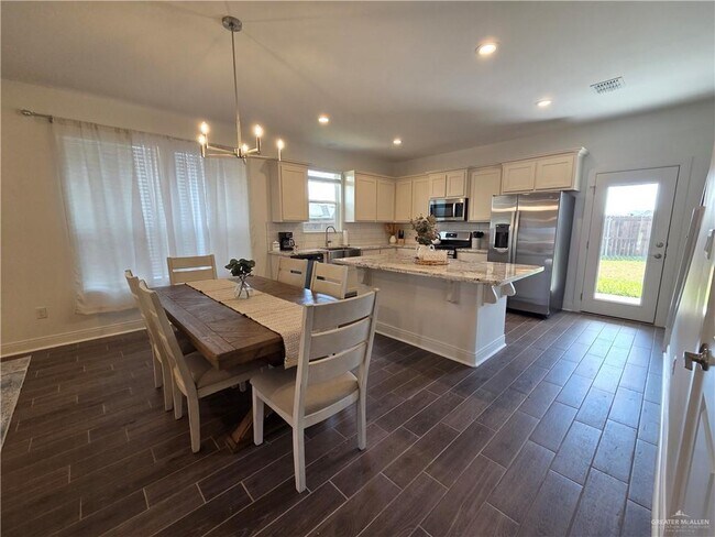 Building Photo - 14025 Westcave Falls Ln