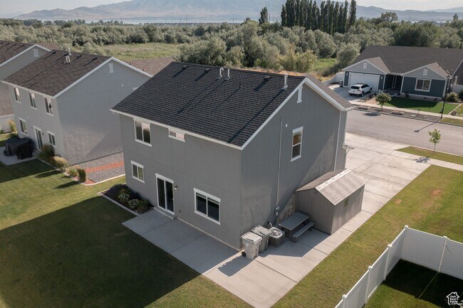 Building Photo - 455 S 390 W