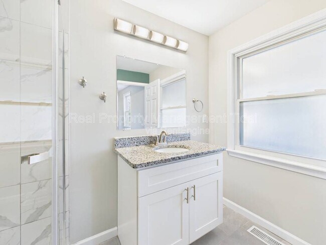 Building Photo - 8000 Diggs Rd