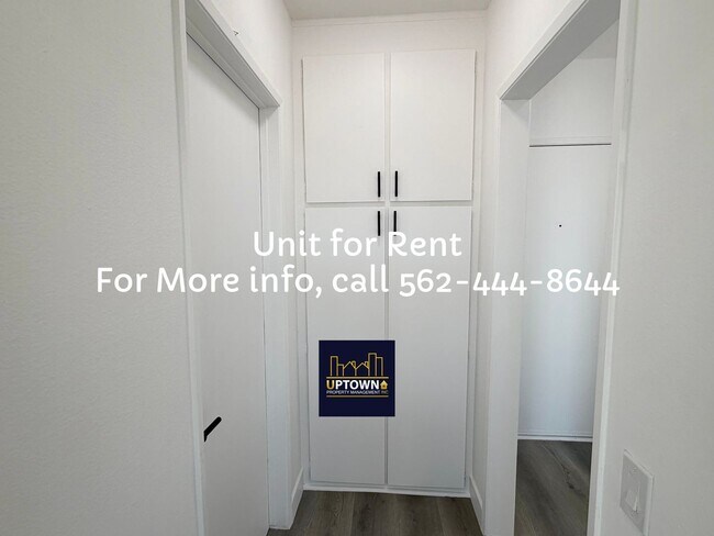 Building Photo - Breed Apartments