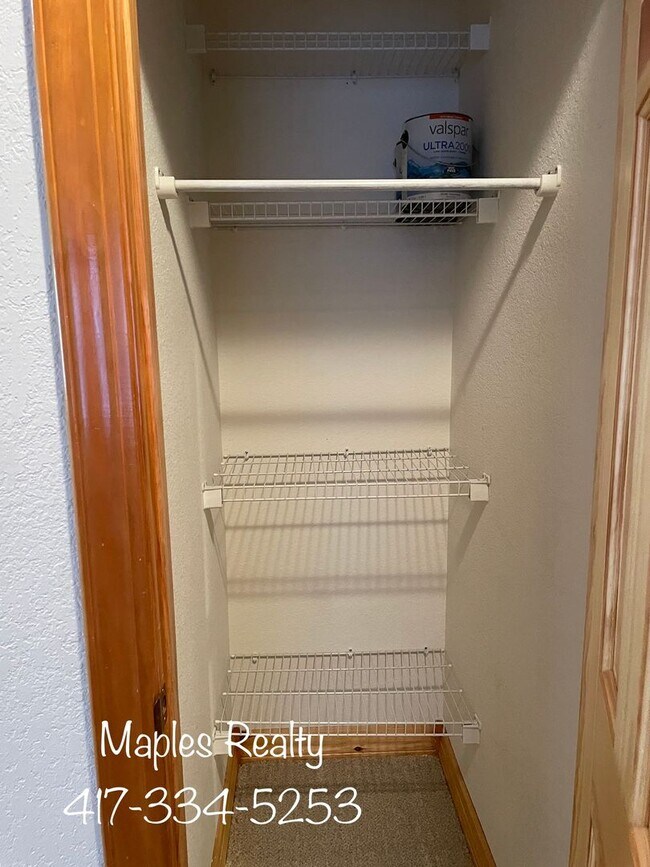 Building Photo - VERY NICE 3 bedroom home in Branson, MO fo...