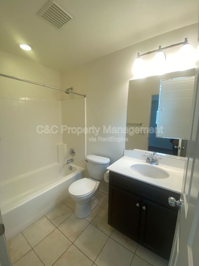 Building Photo - 6268 Cristal Ln