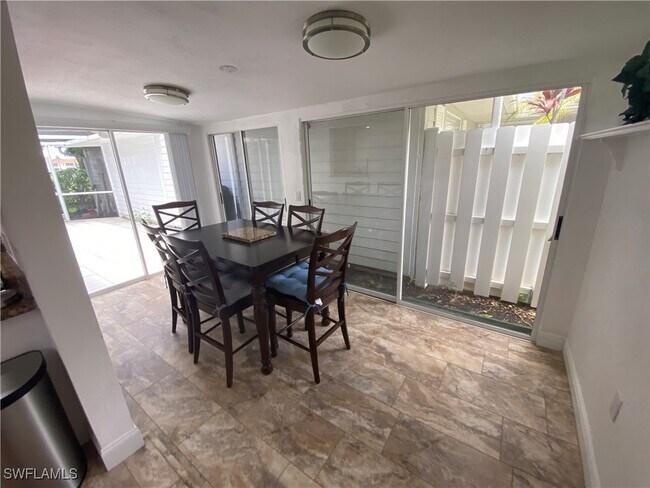 Building Photo - 14805 Crooked Pond Ct