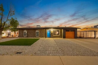 Building Photo - 1233 E Marny Rd