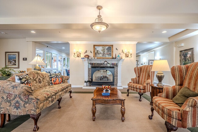 Building Photo - 801 N McLean Blvd