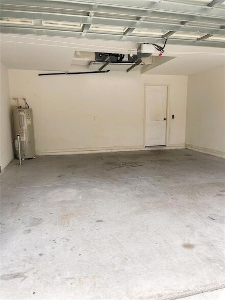 Building Photo - 3922 Washburn Pl