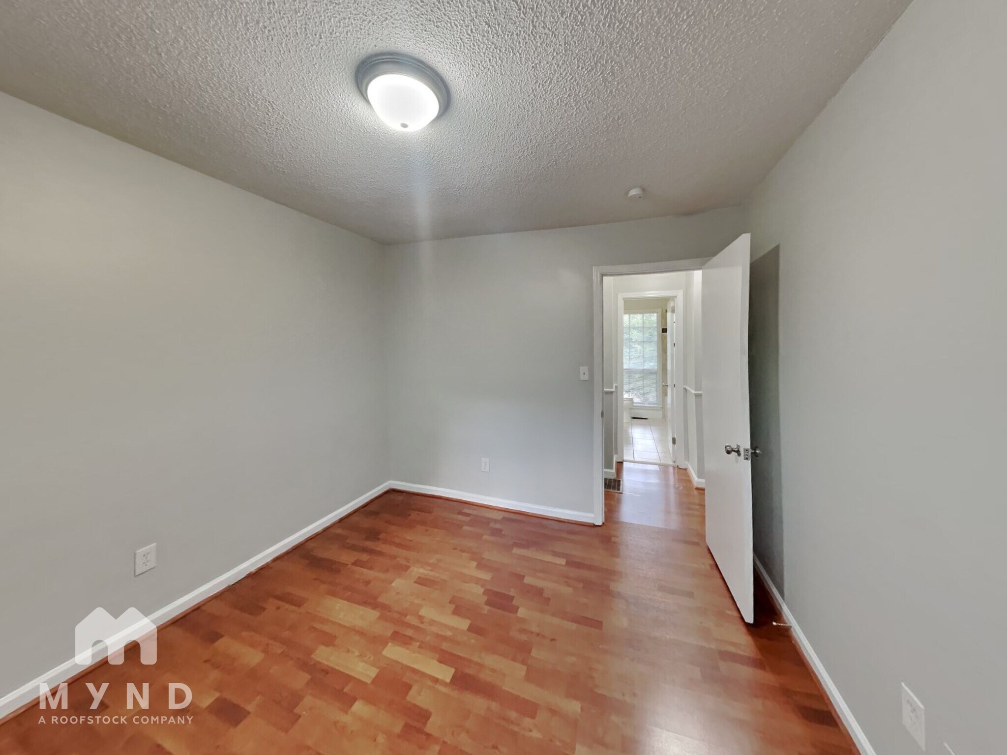 Building Photo - 1172 Westridge Cir