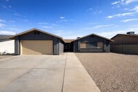 Building Photo - "Charming 4-Bedroom, 2 Bathroom Pool Home in Ocotillo!"
HALF OFF FIRST MONTH'S RENT IF A LEASE IS...