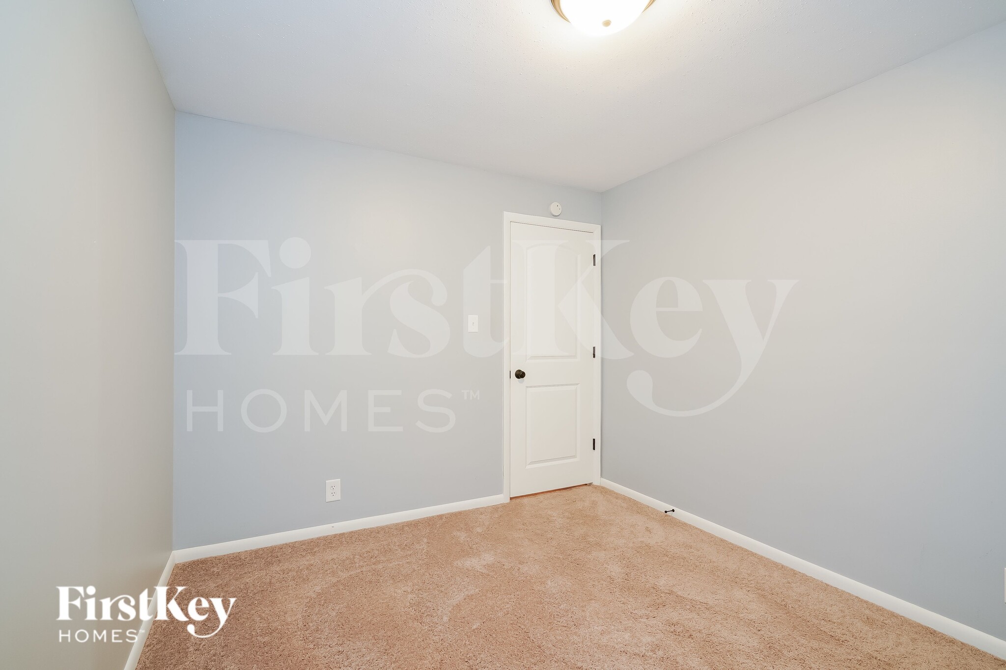 Building Photo - 371 S Hendricks Dr