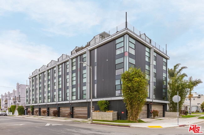 Building Photo - 11337 Pearl St